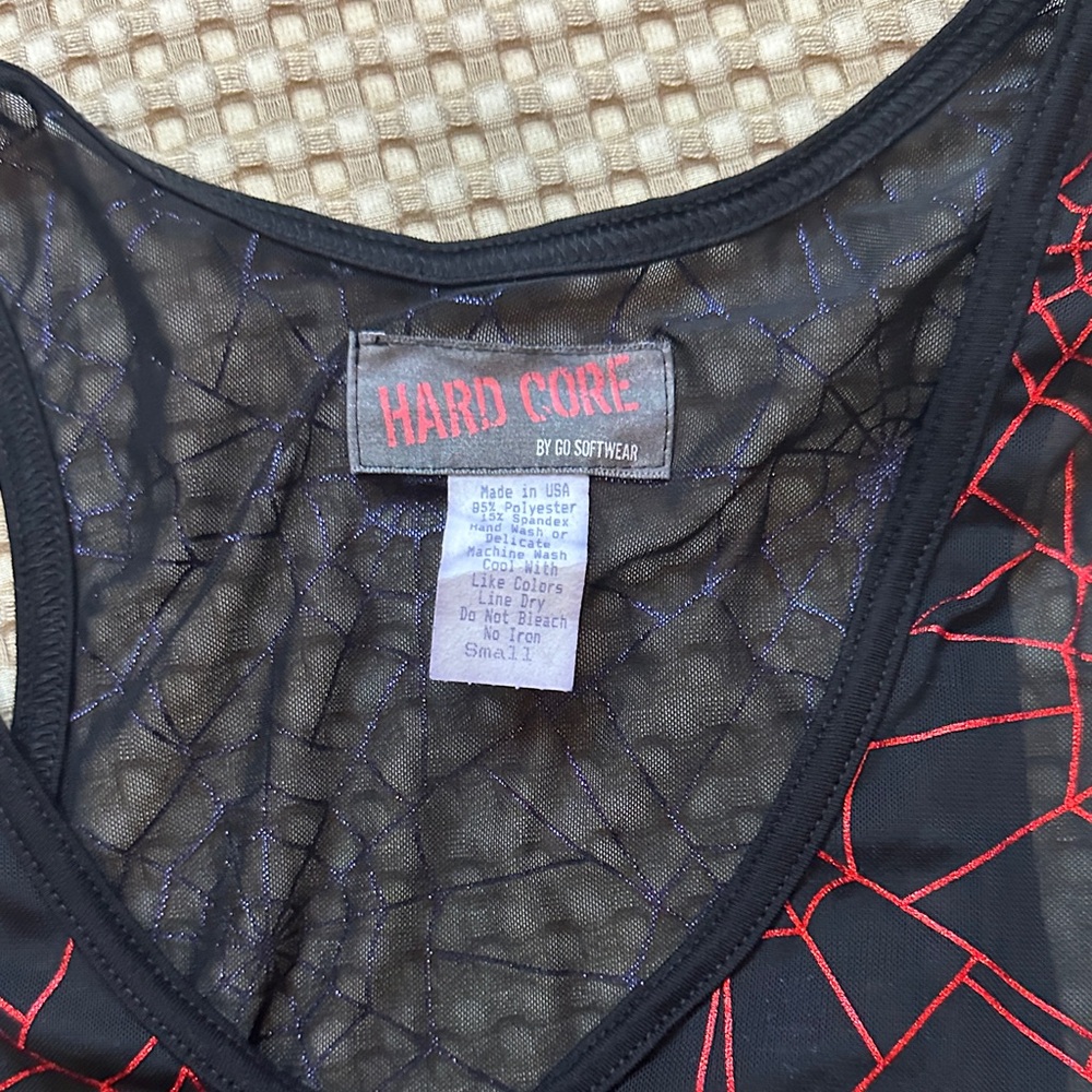 NWOT Go Softwear Hardcore  Web Mesh singlet - red/black - Picture 2 of 4